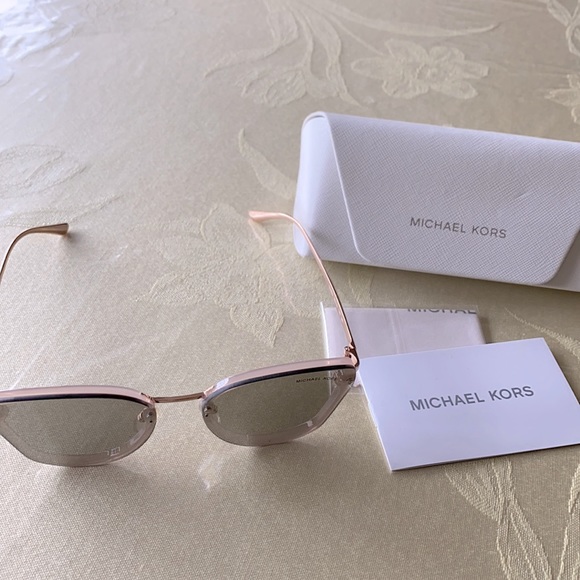 MK grey mirror sunglasses